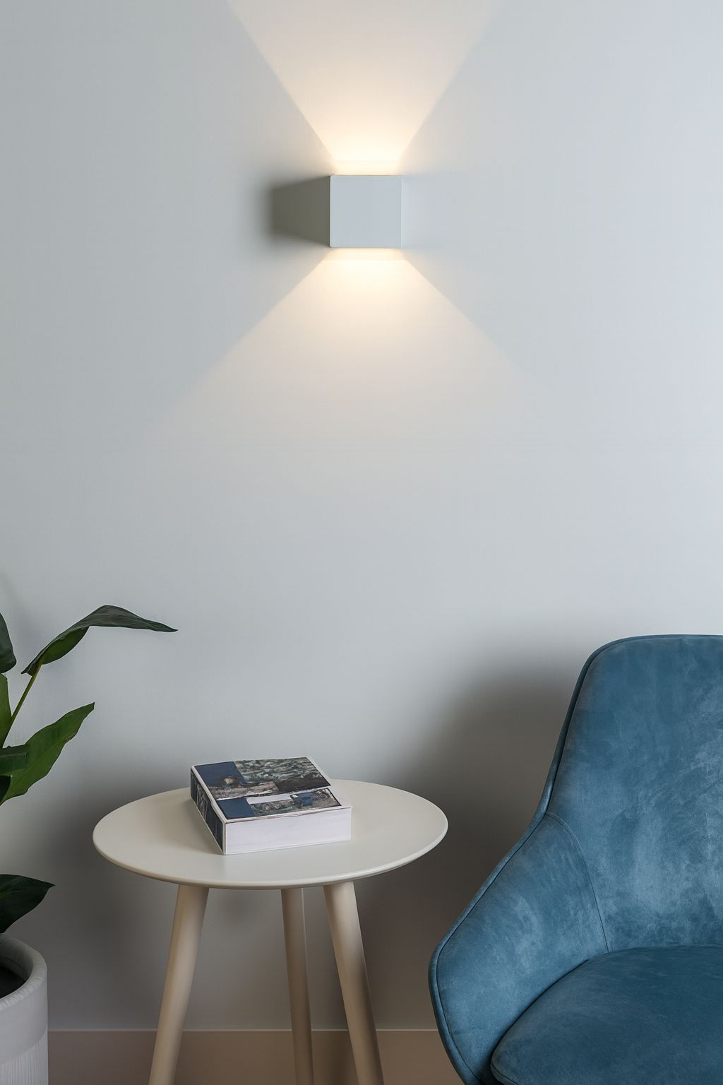 Qube Dimbaar Schuttinglamp LED 6Watt WIT 230Volt IP65